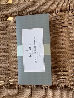 Tea Forte Premium Petite Presentation Box Gift Set Sampler, 10 Count, 2 of Each